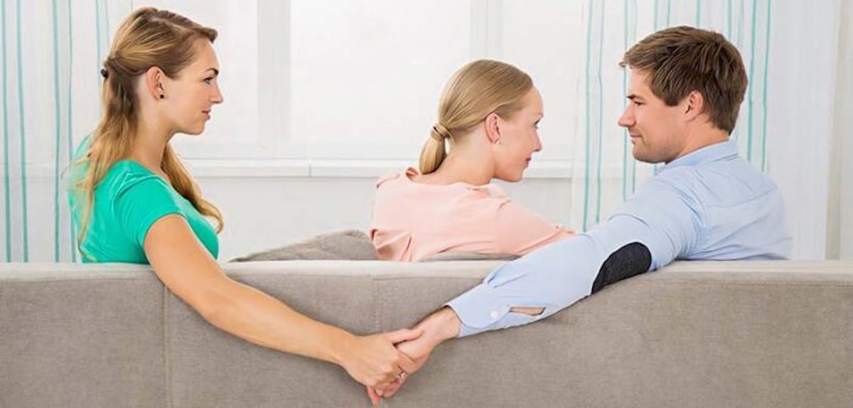 حکم رابطه مرد متاهل با زن- دادگران حامی