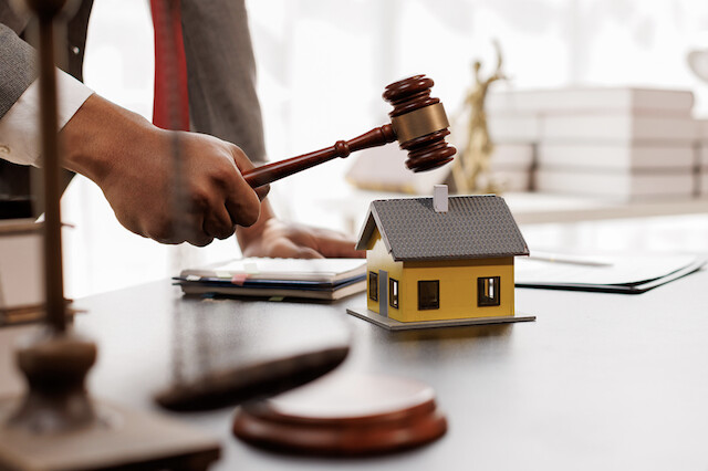 مزایده املاک با نظر کارشناس-دادگران حامی