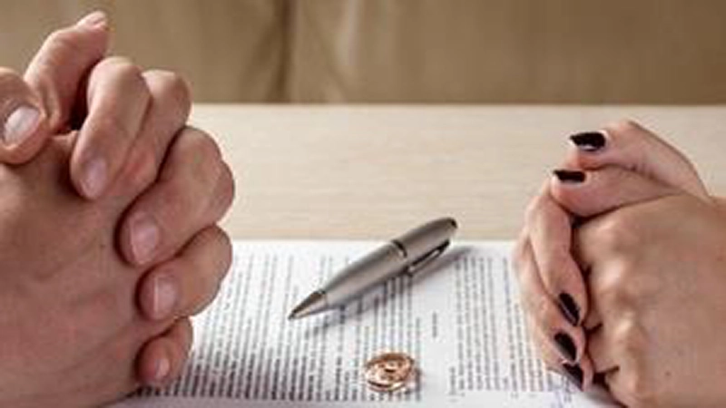 واگذاری حق طلاق از شوهر به زن-دادگران حامی