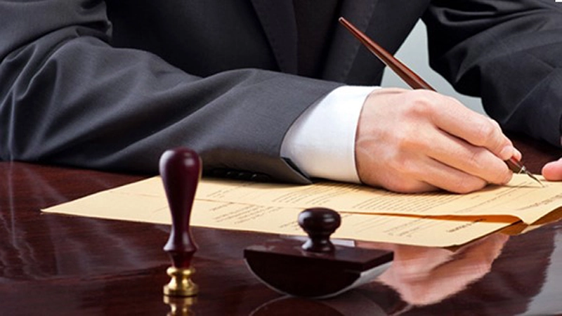 صدور رای اشتباه - دفتر وکالت دادگران