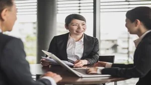 اشتغال زن-دادگران حامی