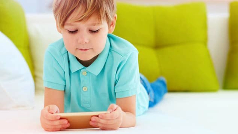 ملاقات فرزند از طریق چت آنلاین-دادگران حامی