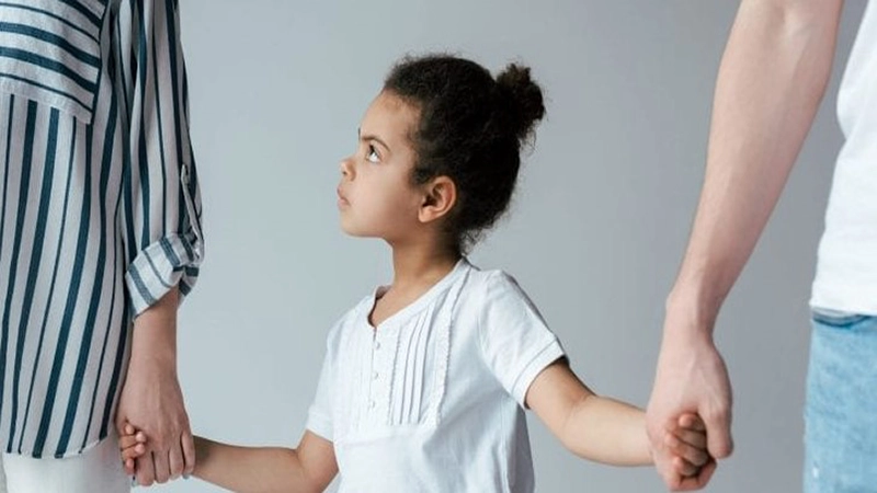 سن حضانت فرزند برای پدر و مادر-دادگران حامی