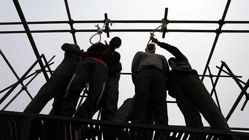 حکم تبلیغ علیه نظام یا به نفع-دادگران حامی