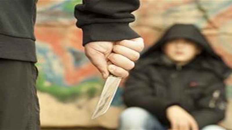 ضرب و جرح عمدی با چاقو- دادگران حامی