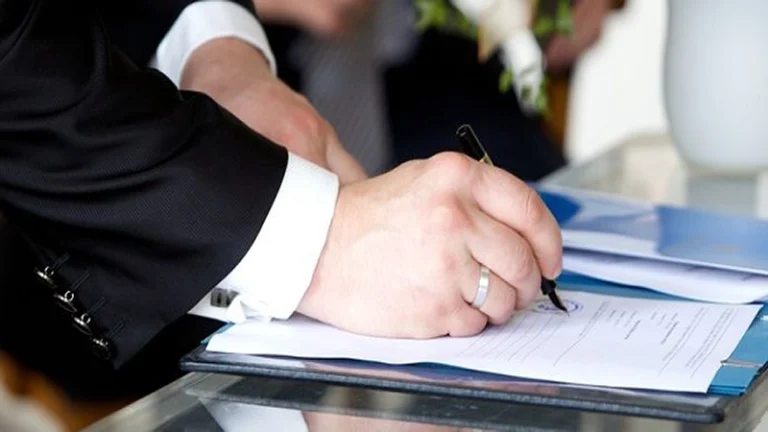 این تصویر دارای صفت خالی alt است؛ نام پروندهٔ آن Check-Endorsement-4-768x432-1.webp است