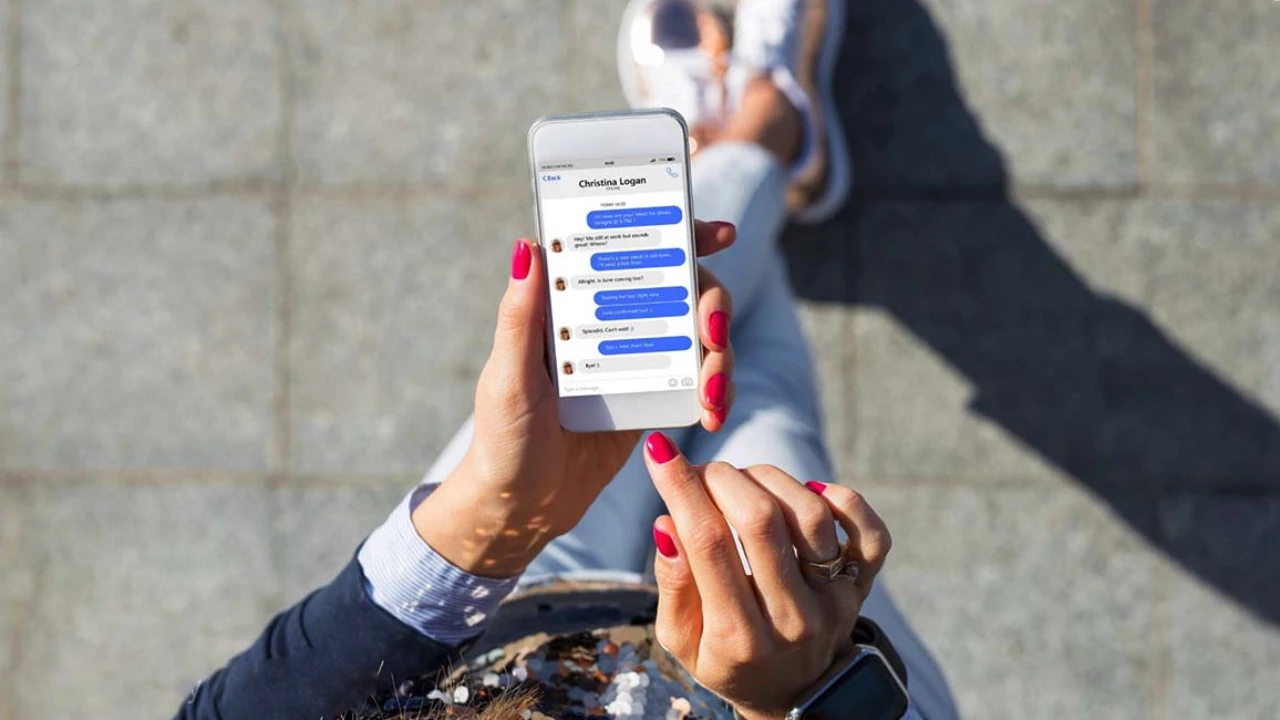 اثبات رابطه نامشروع با پرینت متن چت-دادگران حامی